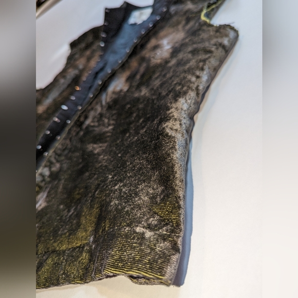 Size 10 sleeveless corset vest, tailored to accentuate waist & bust,cotton lined - Picture 11 of 15